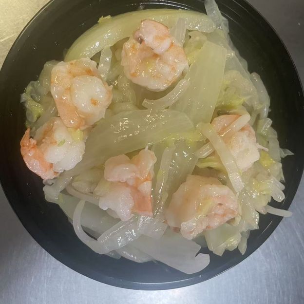 Best 虾炒面 Shrimp Chow Mein in Patchogue, NY