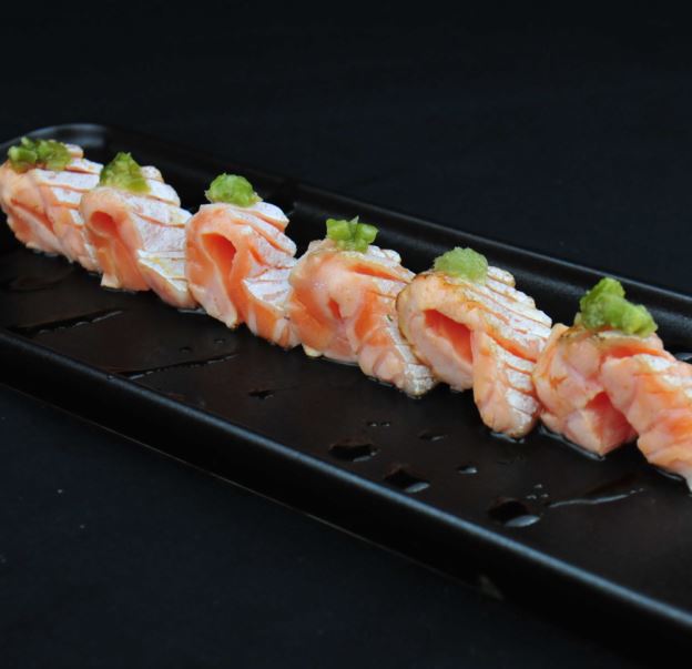 Best Tasty Salmon Belly 三文鱼腩头台 in Brooklyn, NY