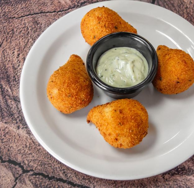 Best 8 coxinhas in Kissimmee, FL