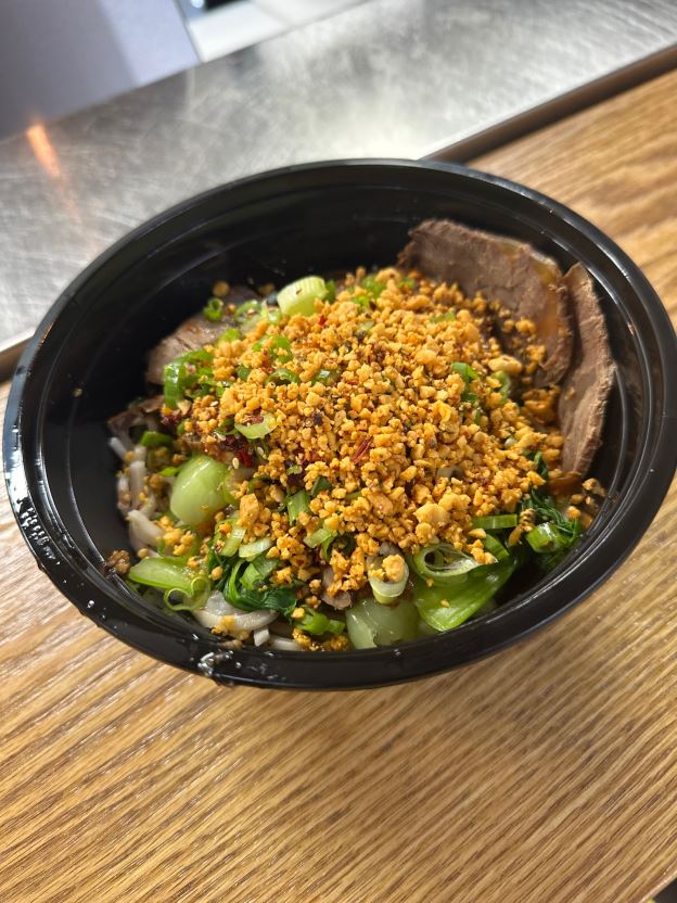 Best 麻辣牛腱乾拌麵 Noodles with Beef & Spicy Sauce in Bayside, NY