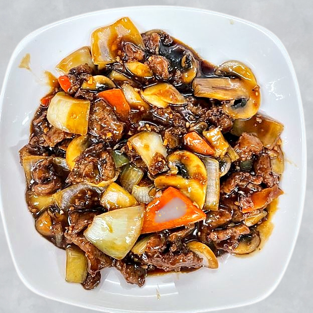 Best Beef with Oyster Sauce in Manchester, IA