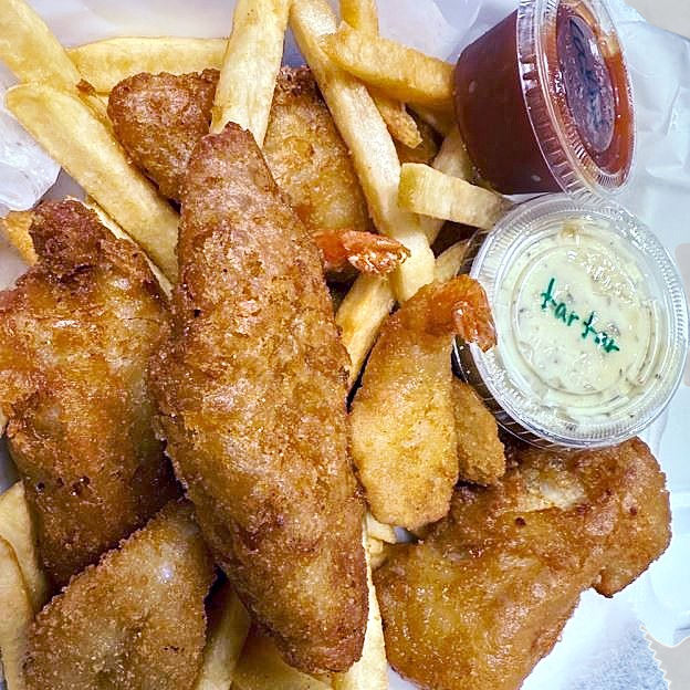 Best Cod Dinner in Columbiaville, MI