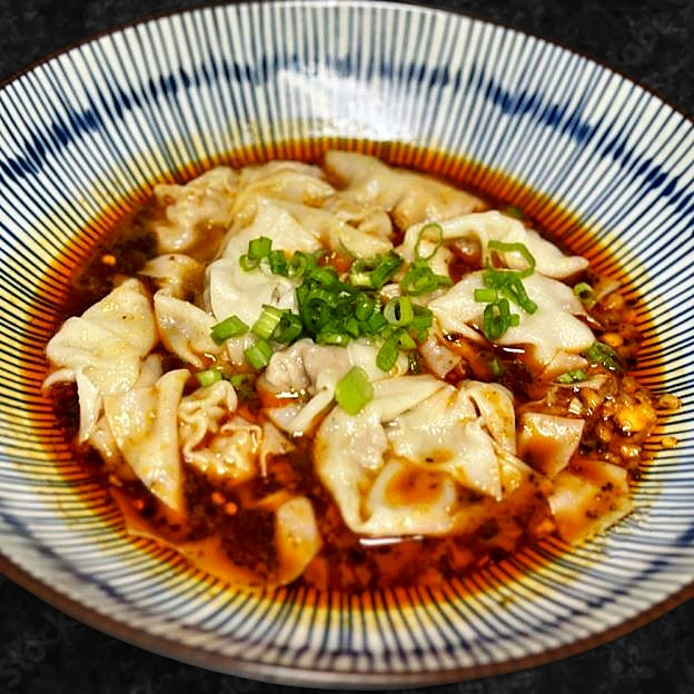 Best Hot & Spicy Wonton W/Garlic (Hot Spicy)/红油抄手（中辣） in Las Vegas, NV