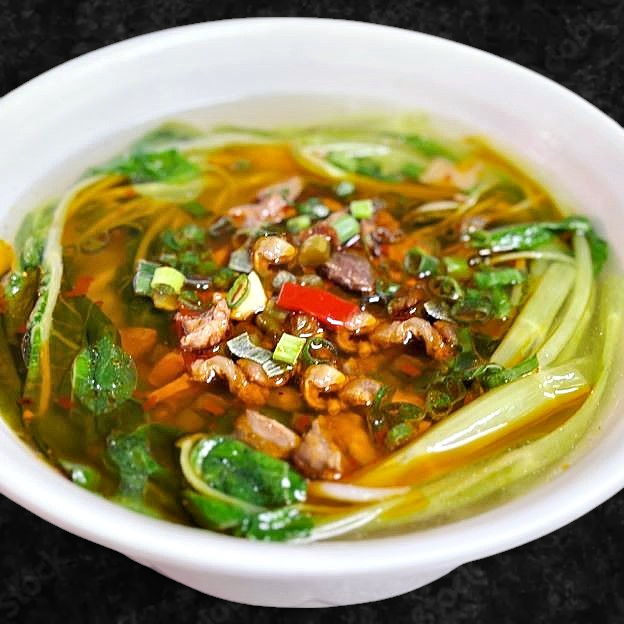 Best Sour Cowpea Chicken Mixed Rice Noodles/Noodles (Can Be Mixed with Dry Or Soup)（Spicy）/酸豇豆鸡杂米线/面（小辣） in Las Vegas, NV