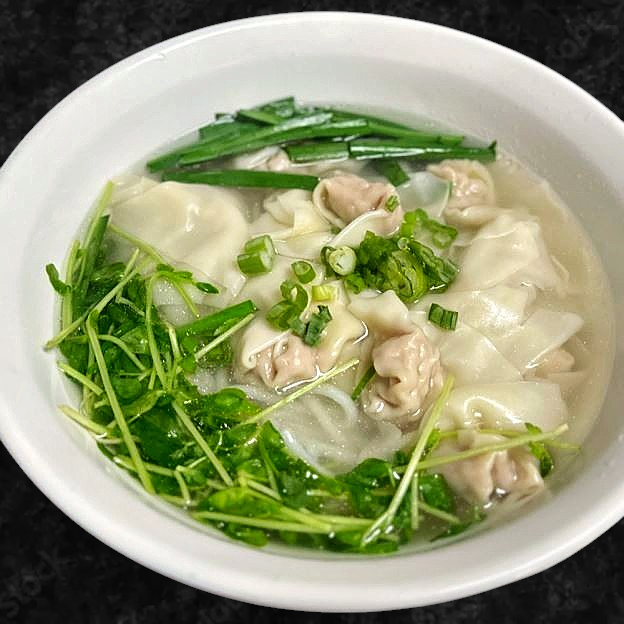 Best Wonton w/ Rice Noodles/ Noodles In Chicken Broth/上汤云吞米线/面 in Las Vegas, NV