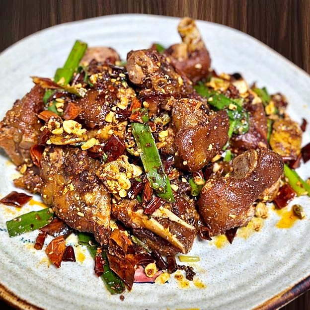 Best Spicy Stir- Fired Pork Feet W/ Dry Pepper (Hot Spicy)/香辣猪手（中辣） in Las Vegas, NV