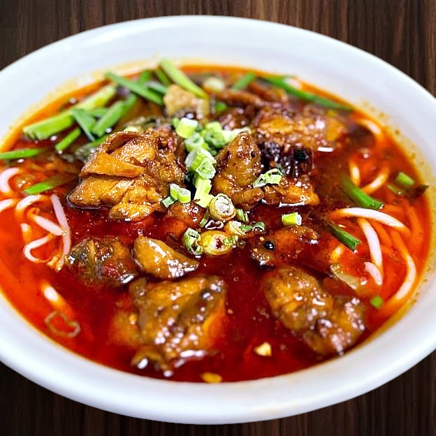 Best Guiyang Rice Noodle/ Noodles Soup W/Spicy Chicken（Spicy）/贵阳辣鸡米线/面（小辣） in Las Vegas, NV