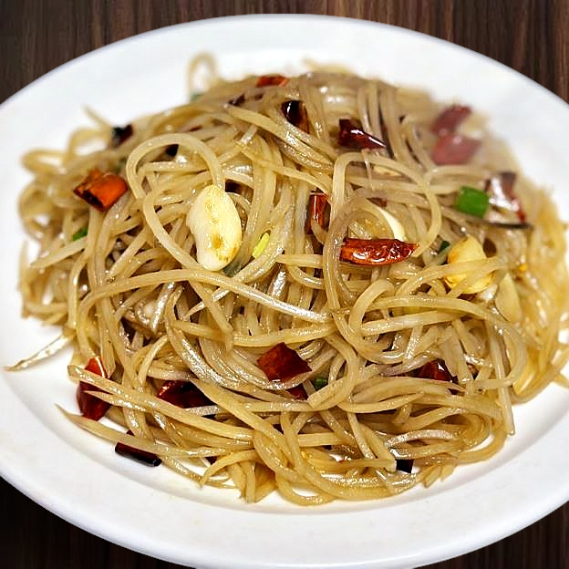 Best Stir-Fried Shredded Potato W/ Vinegar & Chili (Spicy) /酸辣土豆丝（小辣） in Las Vegas, NV