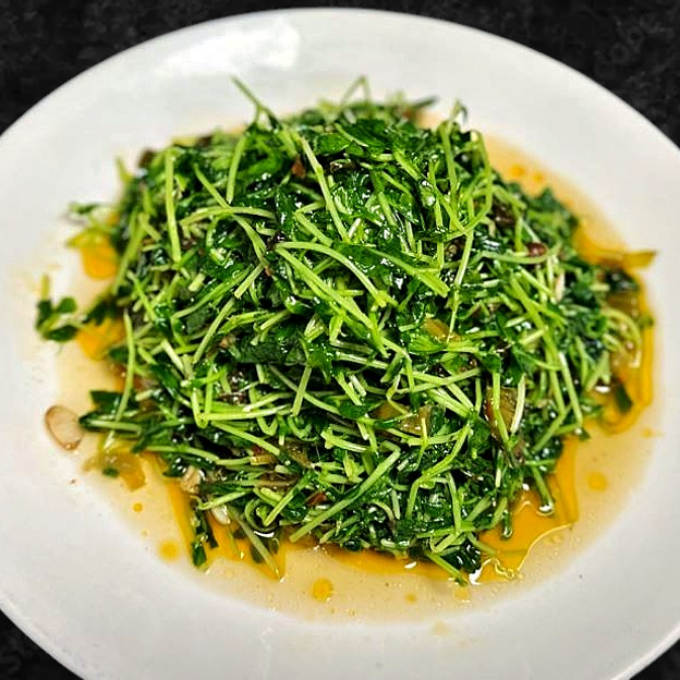 Best Stir-Fried Pea Sprouts W/ Chinese Pickled(Mild Spicy)/腌菜小豆苗(微辣) in Las Vegas, NV