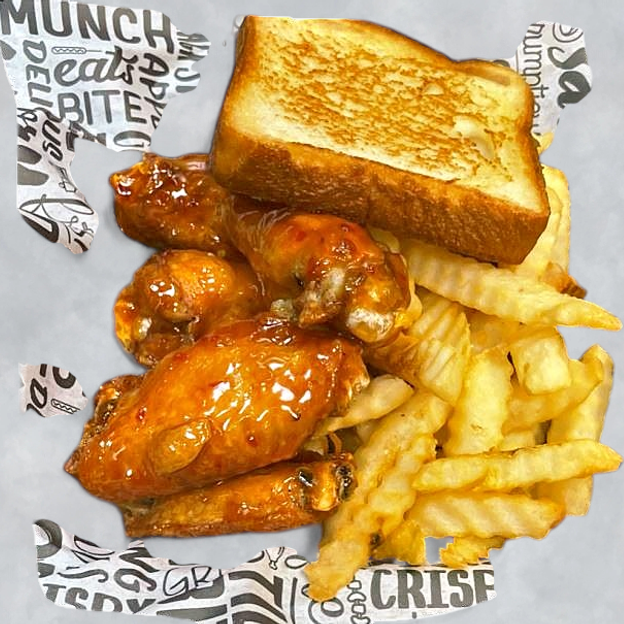 Best Garlic Wing Meal（1 bread） in Winterville, NC