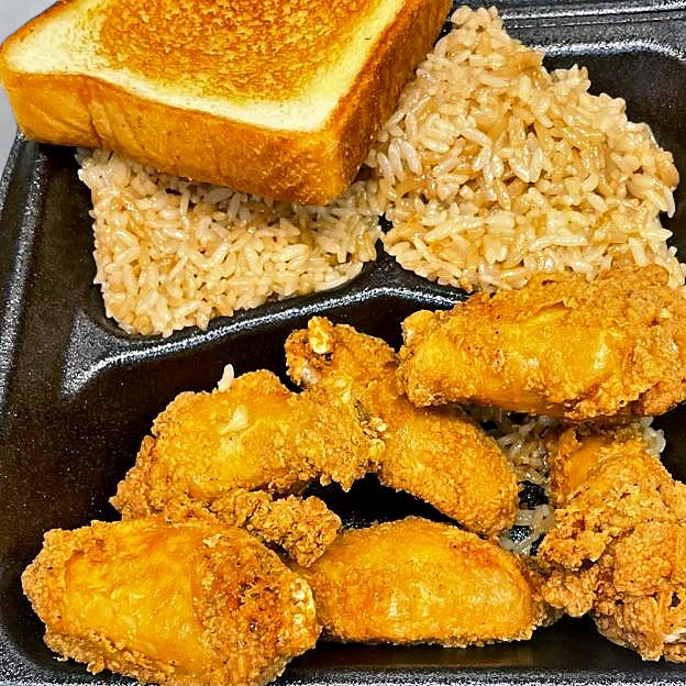 Best Original Fried Wing Meal（1 bread） in Winterville, NC
