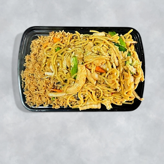 Best C6. Chicken Lo Mein (Special Combination Plate) 鸡捞面 in Avondale, PA