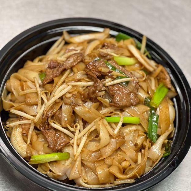 Best K6 干炒牛河 Beef Chow Fun in Claremont, CA
