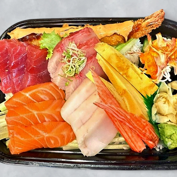 Best Chirashi Don（1虾shrimp） in Owings Mills, MD