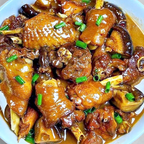Best Chicken Braised With Mushroom小鸡炖蘑菇 in Bellevue, WA
