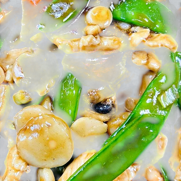 Best Shanghai Pan-Fried Noodles ( The noodle crispy ) in Falmouth, MA