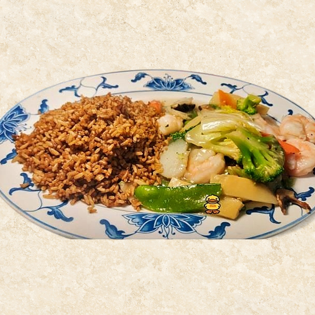 Best shrimp with fresh vegetable蔬菜炒虾 in Northbrook, IL