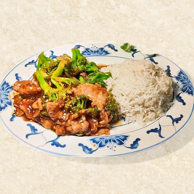 Best Chicken with broccoli介兰鸡 in Northbrook, IL