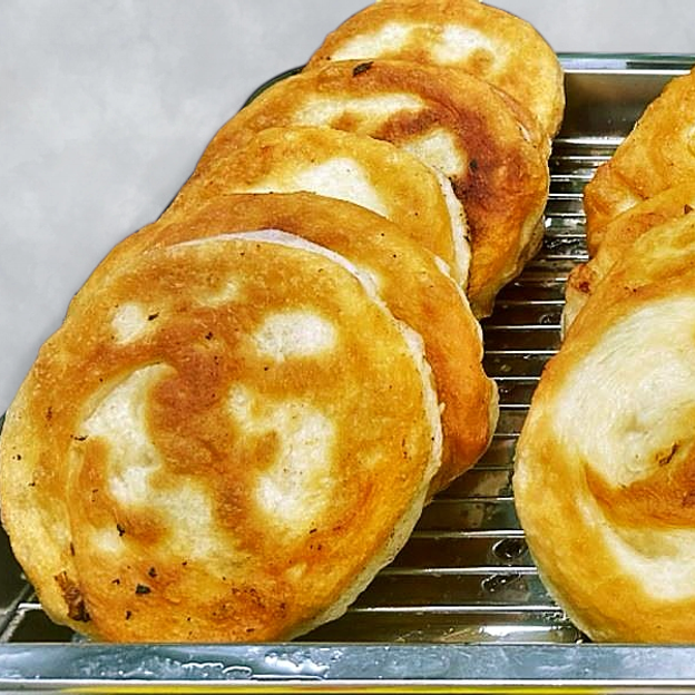 Best Cheese Pancake 鲜椒芝士饼 in Flushing, NY