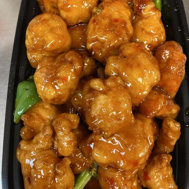 Best General Tso's Chicken in Groton, CT