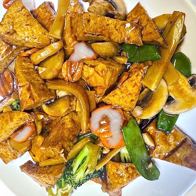 Best 65. Tofu with Seasonal Vegetables 蔬菜豆腐 in Forest City, IA