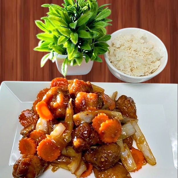 Best General Tao Chicken in Burlington, CT