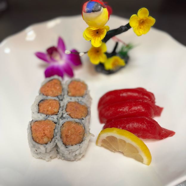 Best Maguro Sakura Set in Pearl River, NY