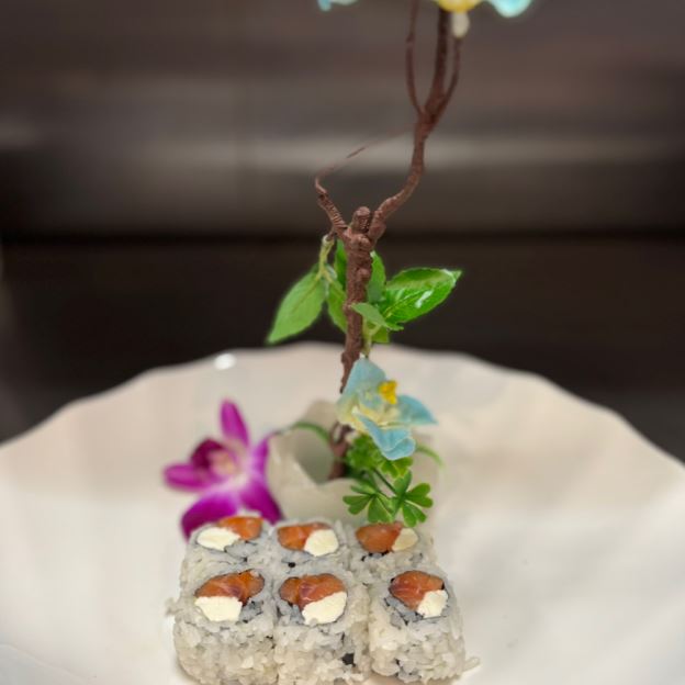 Best Philadelphia Roll in Pearl River, NY