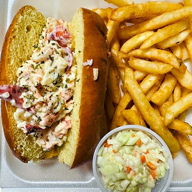 Best Lobster Roll in Everett, MA