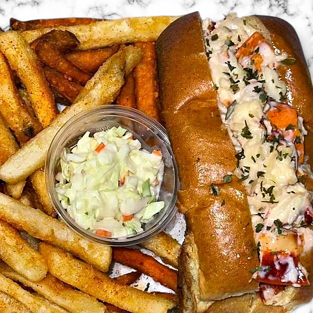 Best Lobster Roll in Everett, MA