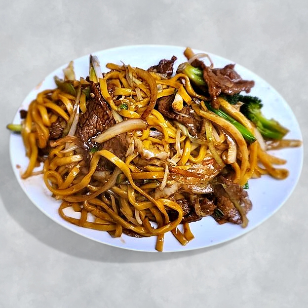 Best Beef Lo Mein in St Louis, MO