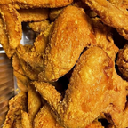 Best Fried chicken wing(6) in Madison, MS