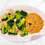 Best （Lunchs ）BROCCOLI CHICKEN,PORK FRIED RICE in Medford, OR