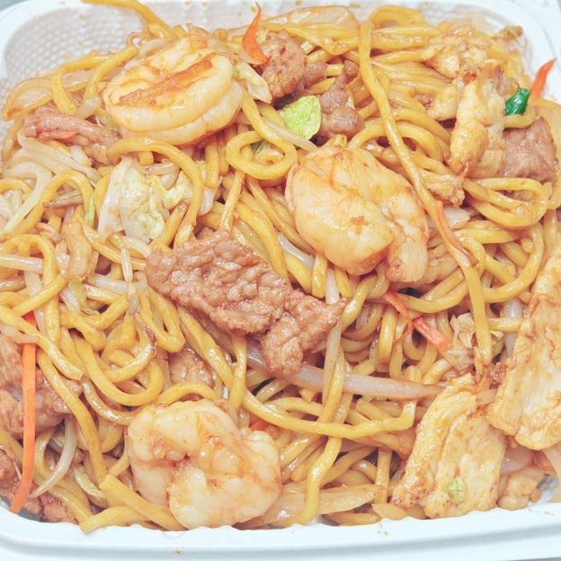 Best Combination Lo Mein in Camp Springs, MD