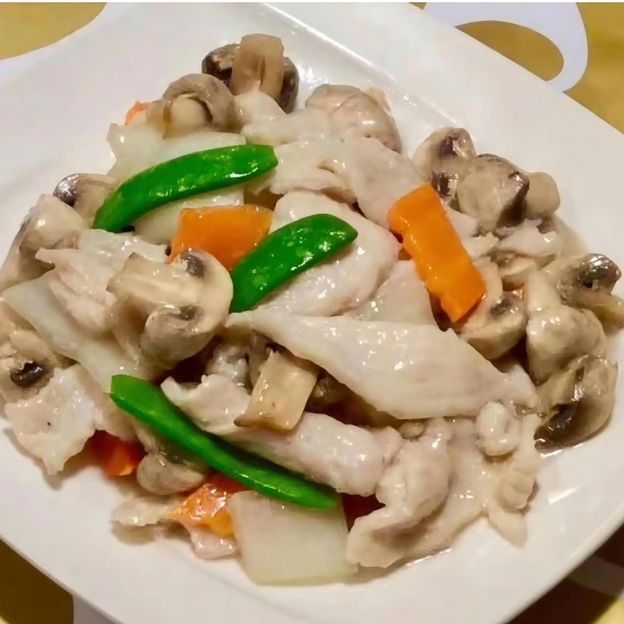 Best S4. Moo Goo Gai Pan in Camp Springs, MD