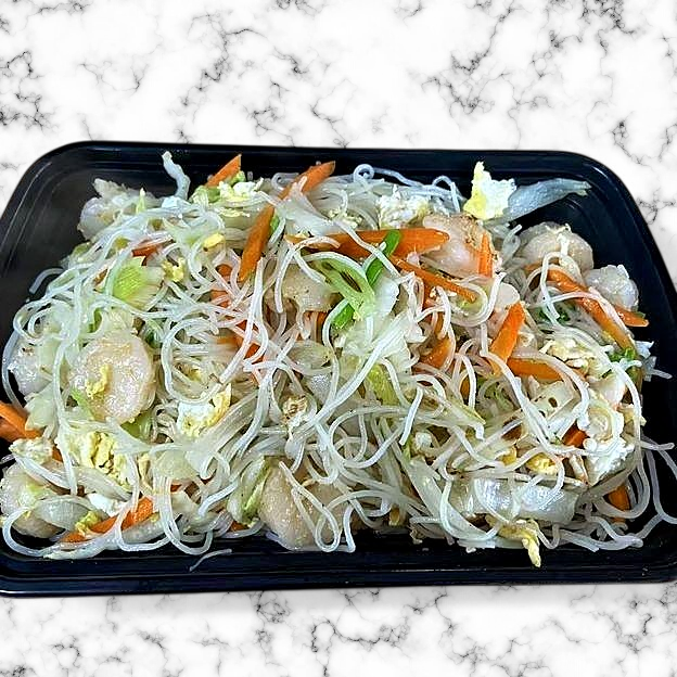 Best 25(R). Shrimp Chow Mei Fun in Flowood, MS