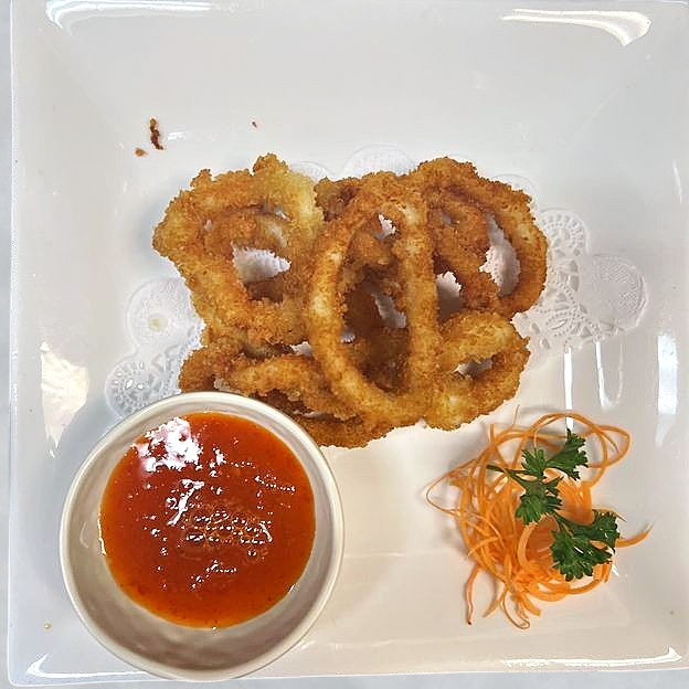 Best Fried Calamari (8pcs) in Wausau, WI