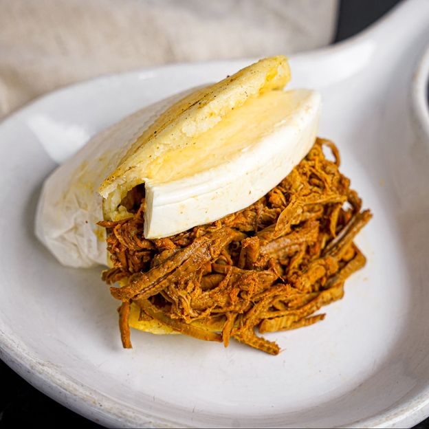 Best Arepa con Carne Mechada y Queso in Miami, FL
