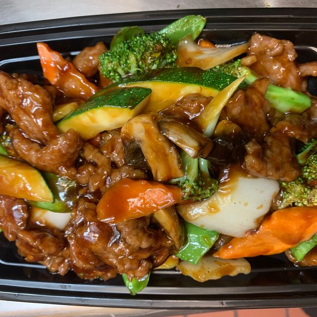 Best Beef w. Vegetable菜牛 in Lilburn, GA
