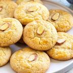 Best Almond Cookies (4) 杏仁饼4个 in Las Vegas, NV