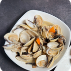 Best Creamy Garlic Clams With Enoki Mushrooms 奶油蒜香蛤蜊菇菇 in Cupertino, CA